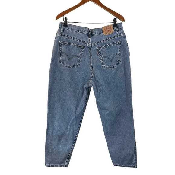 Levis Classic Relaxed 550 Jeans Size 16 S Light Wash 100% Cotton Denim Bottoms - Picture 2 of 6